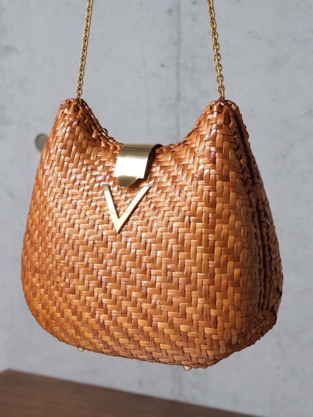 Vintage Mario Valentino Woven Wicker Rattan Chain Shoulder Bag – Made in Italy